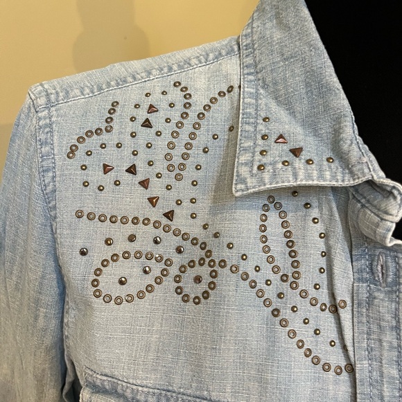 American Eagle Outfitters, studded denim, button-down shirt, women’s medium - Picture 4 of 5